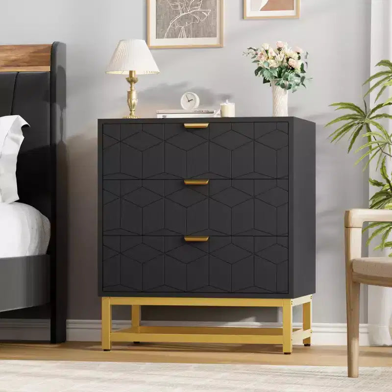 Commode en bois à 3 tiroirs avec base en métal doré pour usage en penderie et comme table de chevet