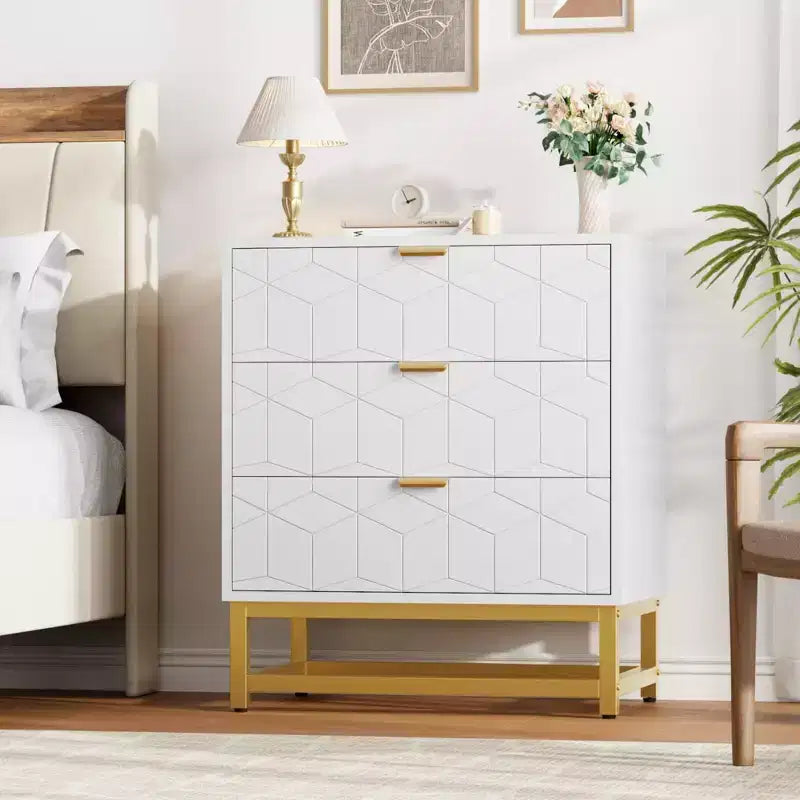 Commode en bois à 3 tiroirs avec base en métal doré pour usage en penderie et comme table de chevet