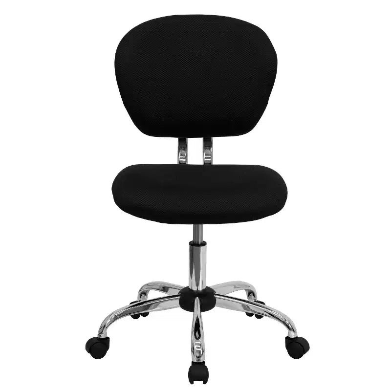 Chaise de bureau ergonomique pivotante en maille, dossier mi-hauteur, avec accoudoirs et base chromée