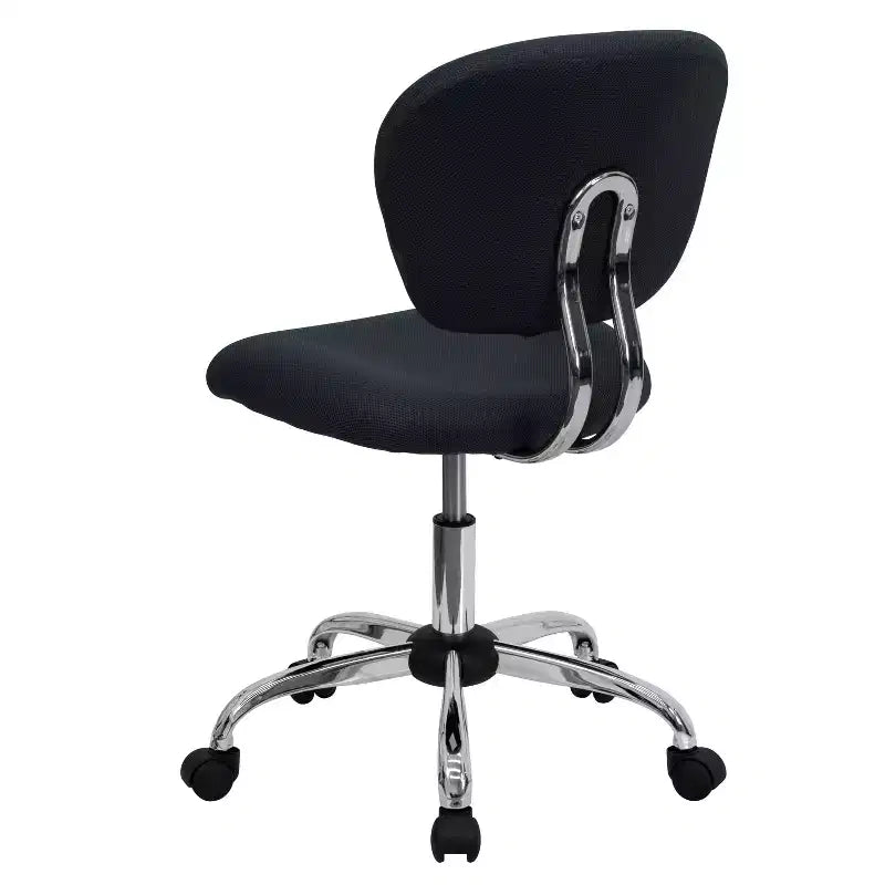 Chaise de bureau ergonomique pivotante en maille, dossier mi-hauteur, avec accoudoirs et base chromée