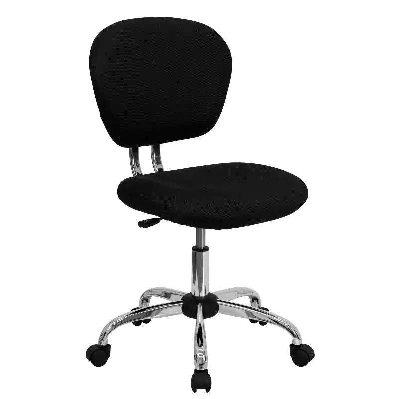 Chaise de bureau ergonomique pivotante en maille, dossier mi-hauteur, avec accoudoirs et base chromée